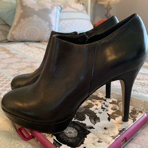 Vince Camuto Booties